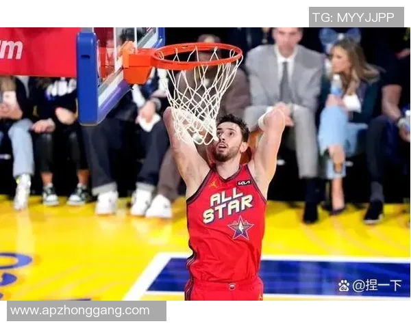 洛杉矶快艇与金州勇士激战正酣谁能在NBA赛场上笑到最后