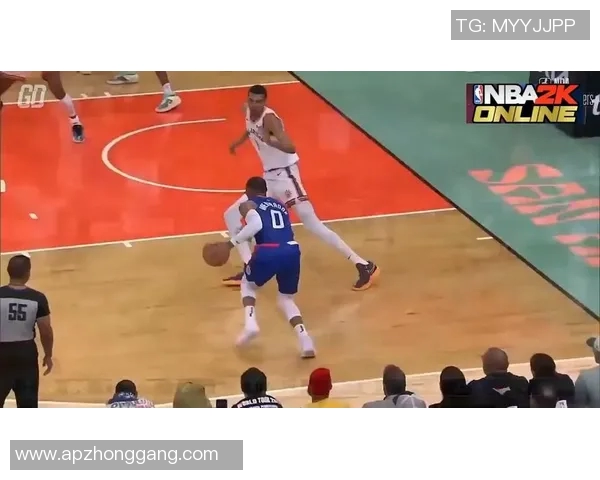 文班亚马首场比赛表现惊人五次盖帽并成功隔扣字母哥引发热烈讨论